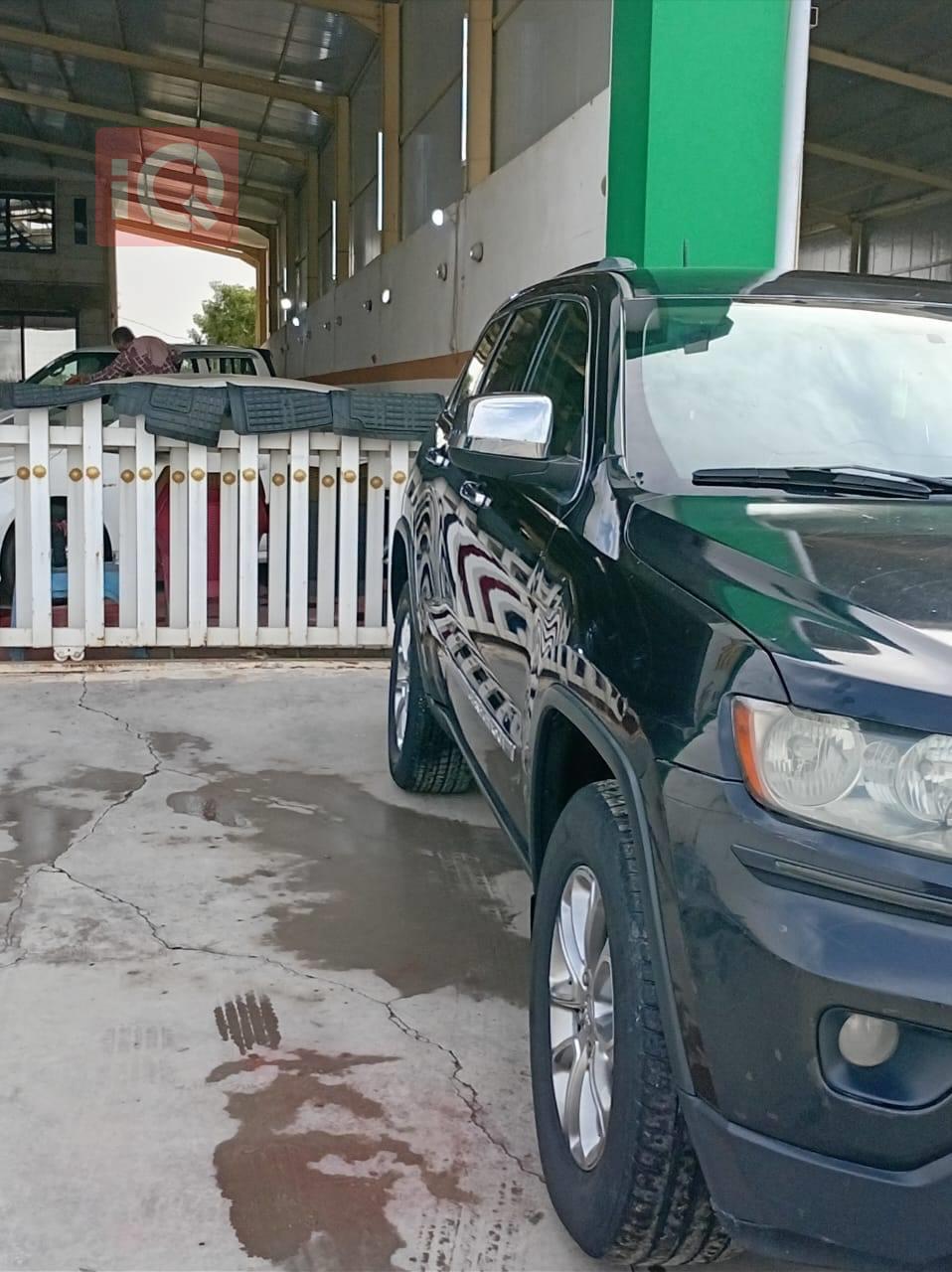 جیپ گراند شیرۆکی